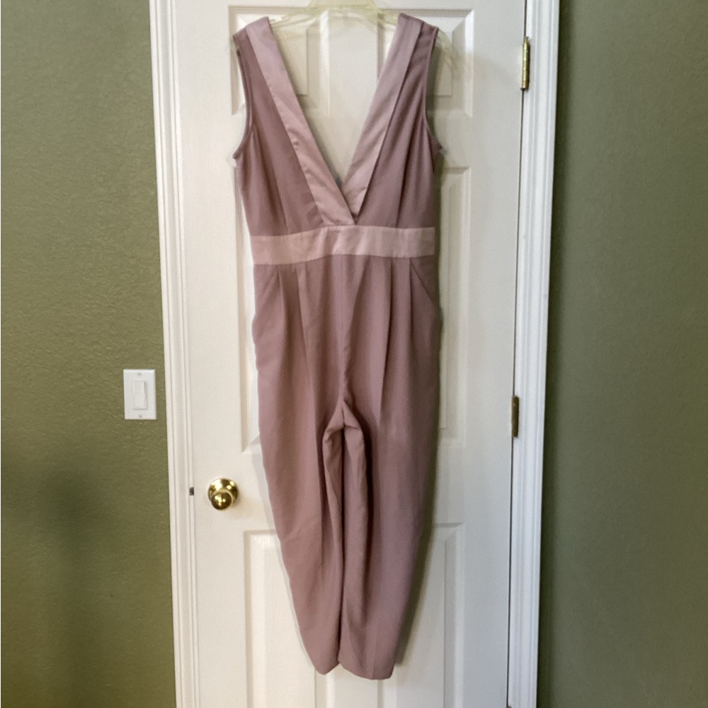 New ASOS Elegant  Sleeveless Jumpsuit. ( Price firm )